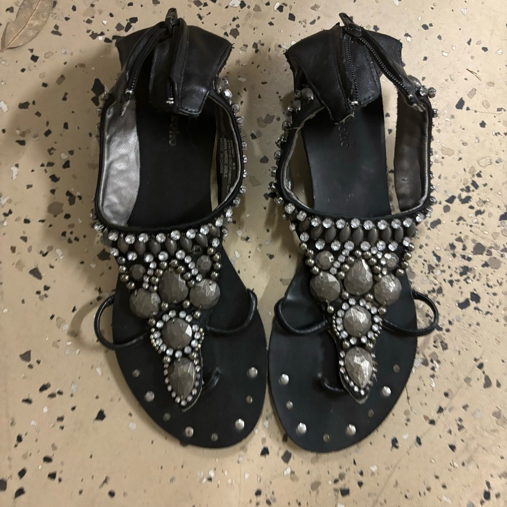 Elegant Black Sandals with Silver Accents